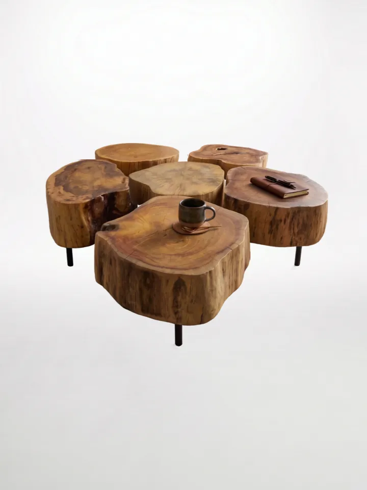 Mesa de centro montada com fatias de tronco de madeira